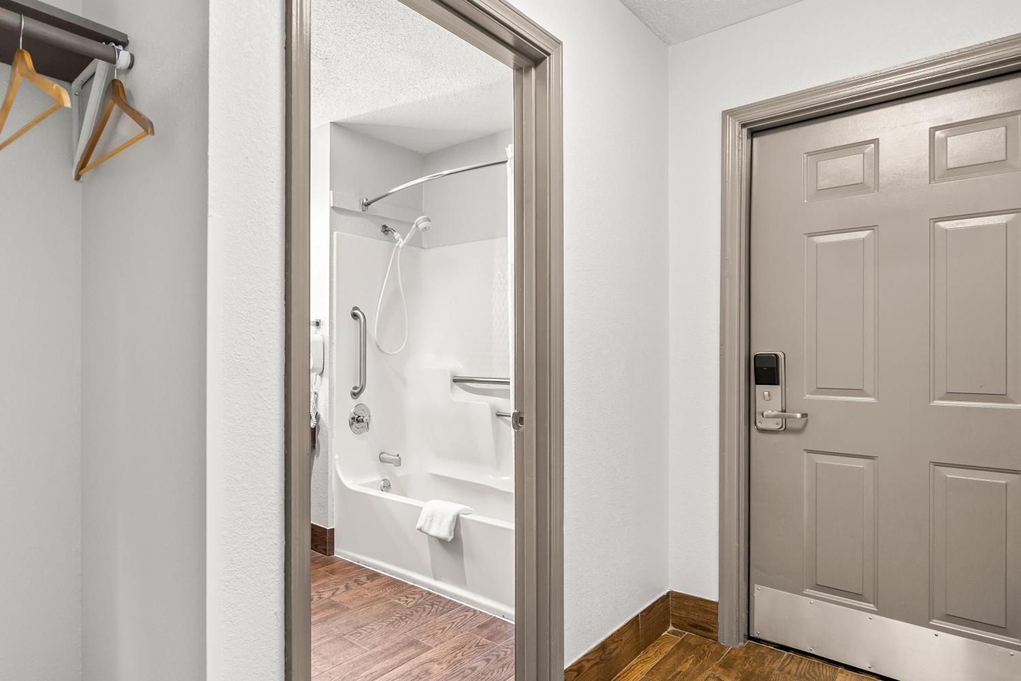 Quality Inn Cornelia Dış mekan fotoğraf